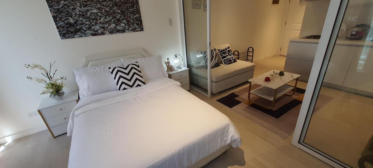 Jn Condotel The Azure Urban Resort Residences Paranaque City Exterior foto